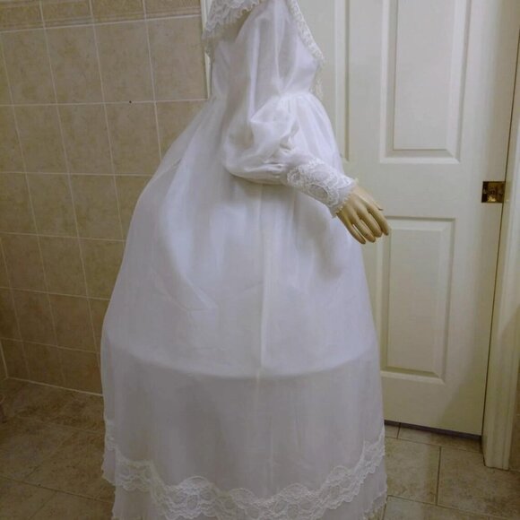 Vintage 1970s Wedding Dress Bridal Gown Long Sleeves Lace Chiffon 29"W 36"B - Picture 8 of 11